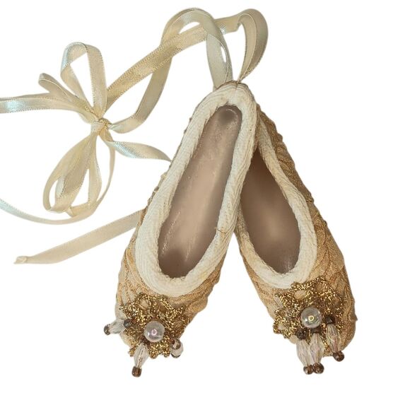 Ballet Slippers Toe Shoes Ornament Or Decor Gold Fabric Embellished & Ribbon 4.5 - Picture 1 of 14